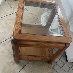 Oak living room table