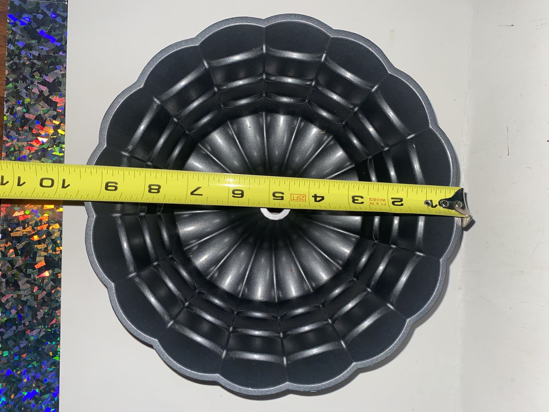 wilton ware nonstick chrysanthemum