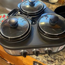 Cooks 3  1qt Warmers 
