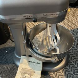 Kitchen Aid Professional 5 Plus Stand Lift Mixer 