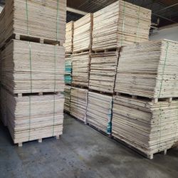 $4 Plywood Sheets / Sheathing Discounted - L@@K!