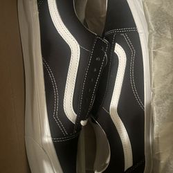 Vans Old Skool BRAND NEW SIZE 10.5