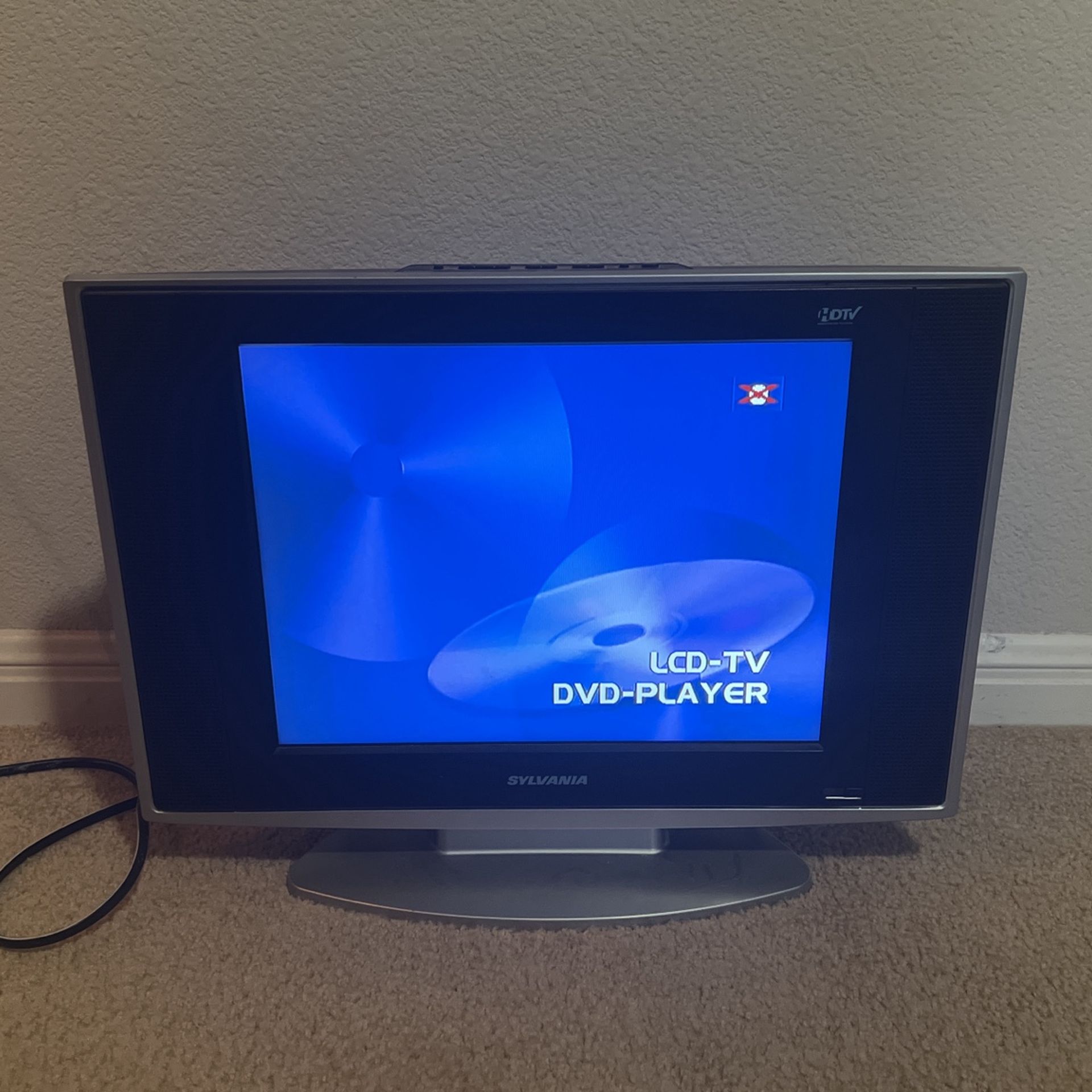 Small TV/DVD Combo