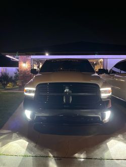 09-23 Dodgeram headlights & Hood