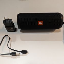 Black JBL Flip 4