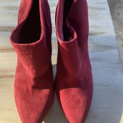 Women’s Size 10 Heels 