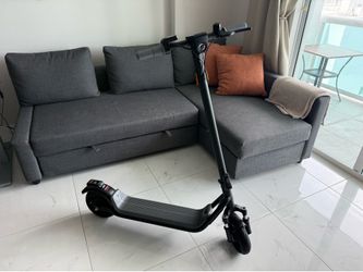 NIU KQi 100P Electric Scooter - Suspension, 18mi Range, Bluetooth