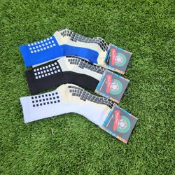 3/PAIRS OF SPORTS ANTI SLIP SOCKS CALCETAS Grip