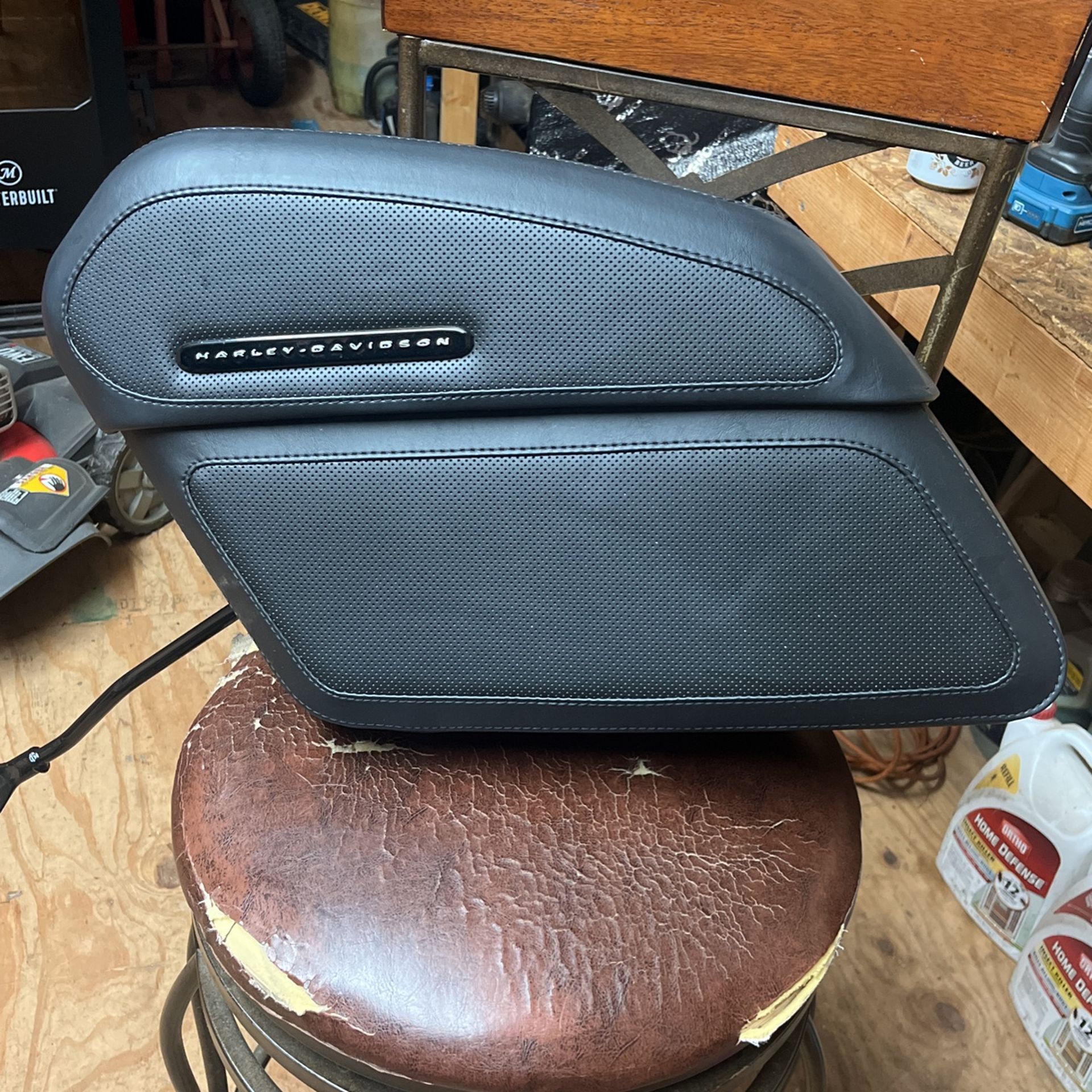 Harley Davidson Formed Saddlebags