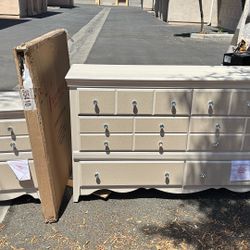 New 3 Piece Bedroom Set