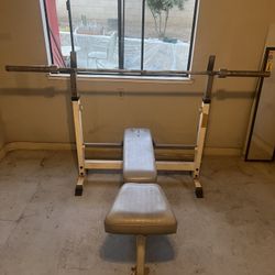 Bench press 