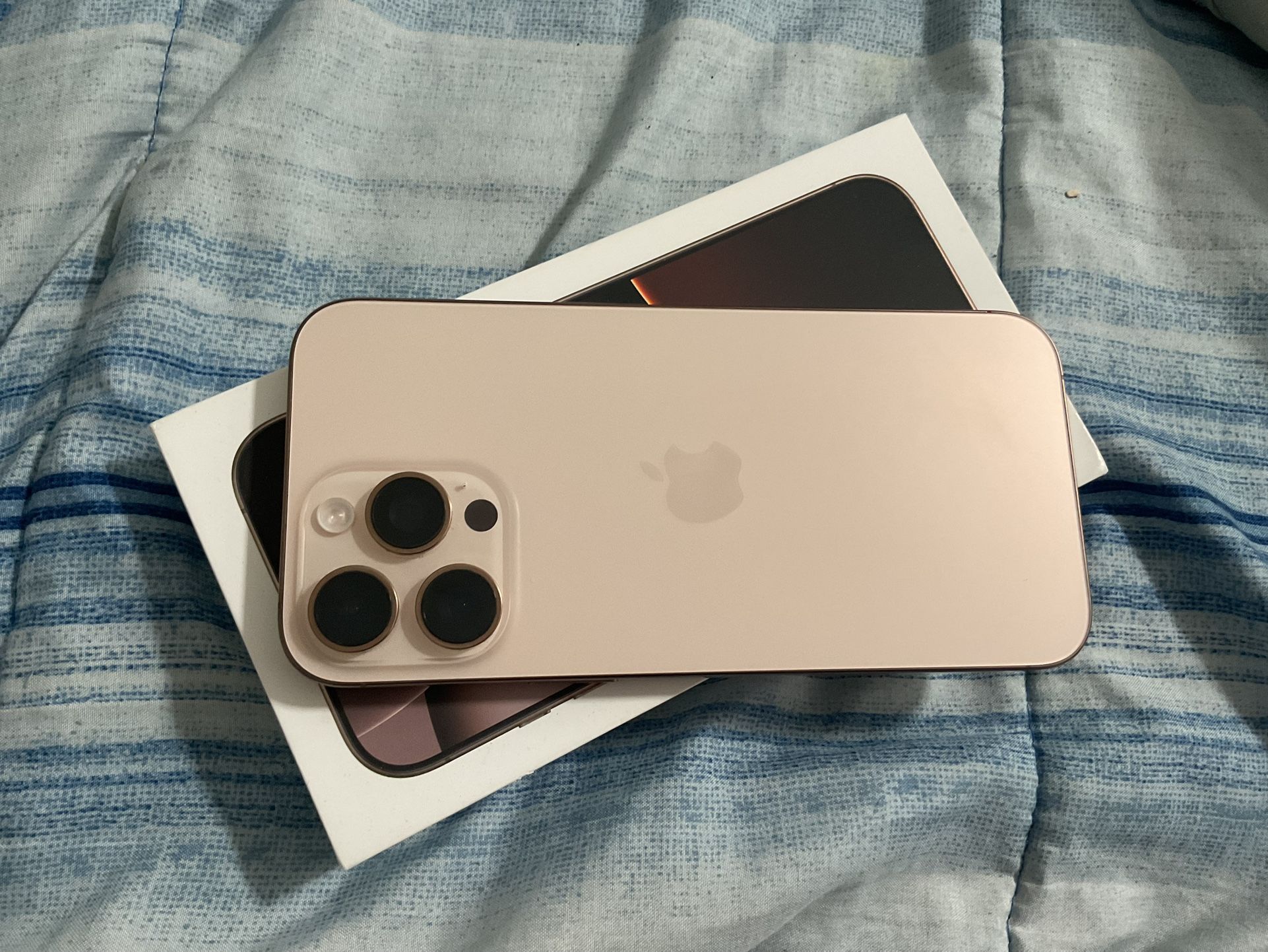IPHONE 16 Pro Max Desert Titanium Unlocked