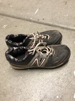 New Balance Baseball Cleats Men’s Size 6.5