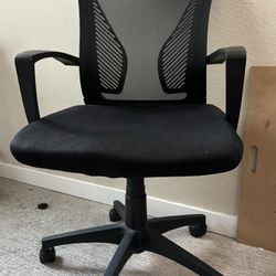 Office Chair Black Mesh Swivel Chair With Armrest