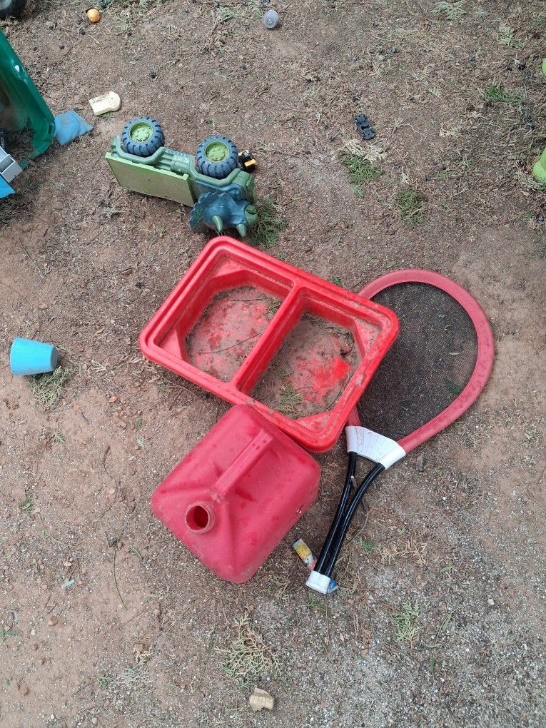 A gas n Tank and a Something change oil