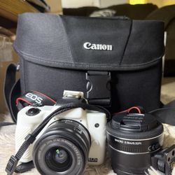 Canon M50 Mirrorless Camera With 18-45mm And 24mm Lens