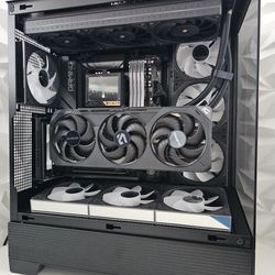 Custom Gaming PC – Ryzen 7 9700X / RTX 5070 12GB / 32GB DDR5 / 1TB NVMe