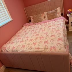 Bed (no Mattress), Vanity And Nightstand 