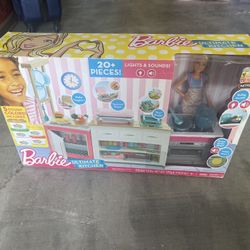Barbie Ultimate Kitchen 