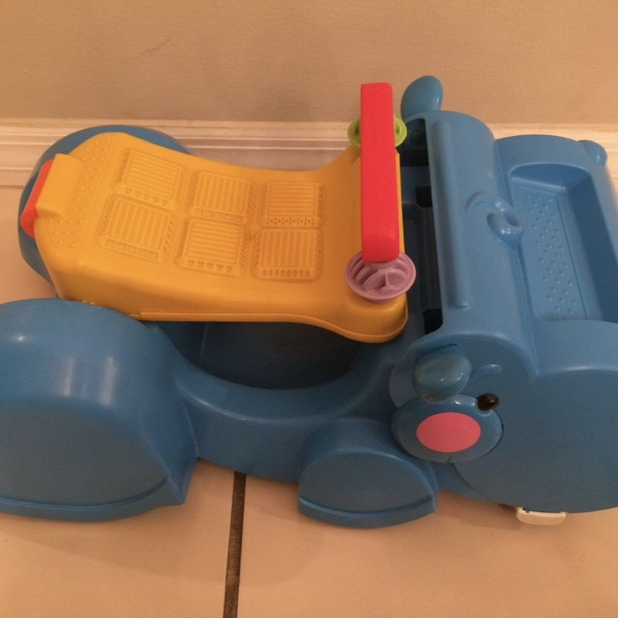 Fisher price gobble sales and go hippo