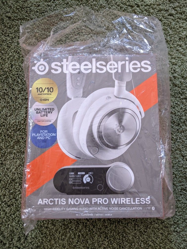 Steelseries Arctis Nova Pro Gaming Headphones