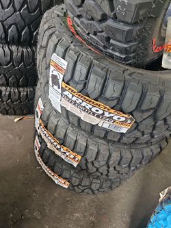 New set of tires arroyo rt 33 1250 17 lt