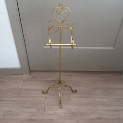 Small Gold Easel For Art, Pictures Or Signage