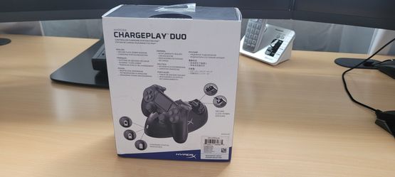 HyperX ChargePlay Duo - Controller Charging Station for Playstation 4, Charges Two DUALSHOCK 4 Controllers via The Ext Port