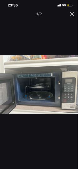 Microwave Samsung 1.1 Cu Ft Countertop Microwave Oven w/ Grilling Element, Ceramic