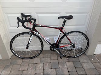 Trek Madone Carbon Road Bike 56cm Ultegra components