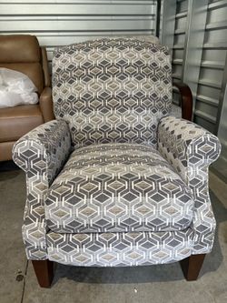 Fabric Push Back Recliner New