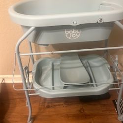 Standing And Movable Baby Bathing Tub