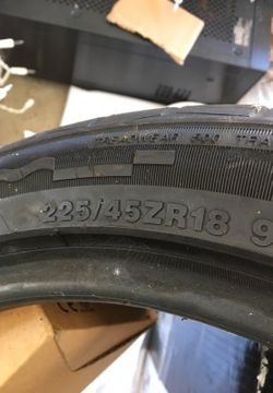 Tire 225/45zr18