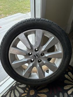 Tires 215-50-R17 Honda Accord. 2008-13