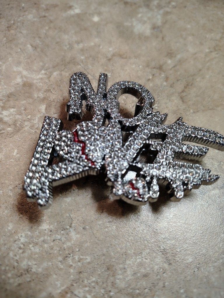 Belt Buckle / No Love .Mint Condition