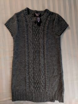 Cute girl sweater 3/4