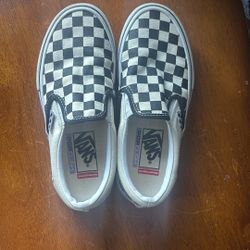 Boys Size 3.5