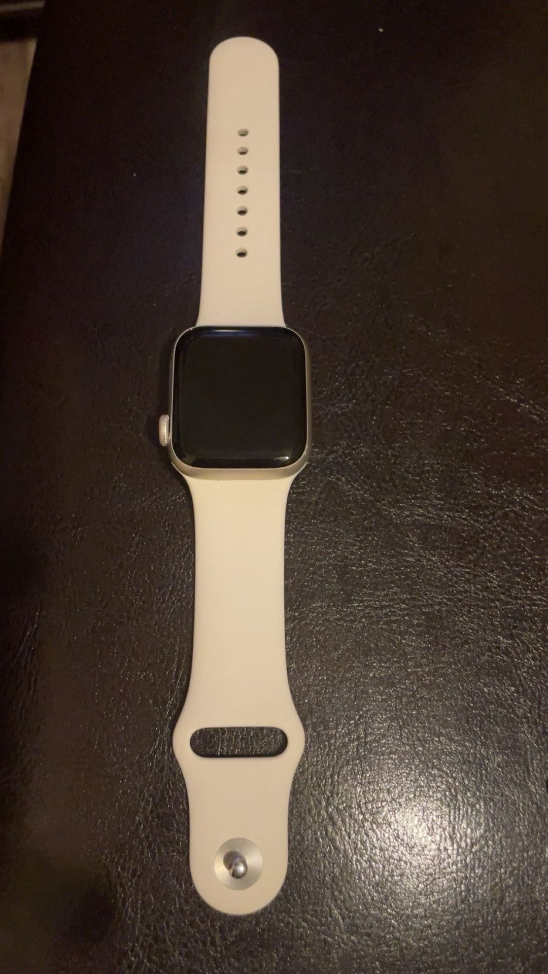 Apple Watch Se Gps 40mm Aluminum (2024