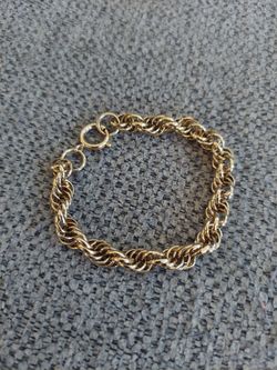 Gold Tone Rope Chain Bracelet