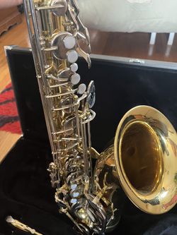 Yamaha Tenor Saxophone Thumbnail