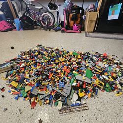 20+ Lego Sets Worth Of Legos