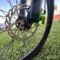 26 " Huffy Mountain Bike used 2 TIMES