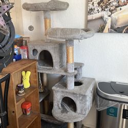 Cat tree house
