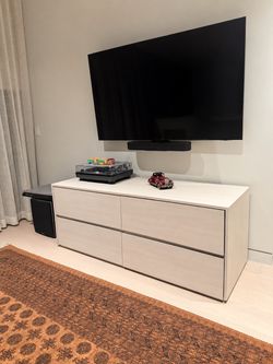 Modern White Oak Veneer 4-Drawer Dresser / Media Console