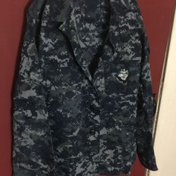 Small size military -jacket & pant- ( size 33/34)