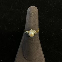 10k Gold Pearl Ring
