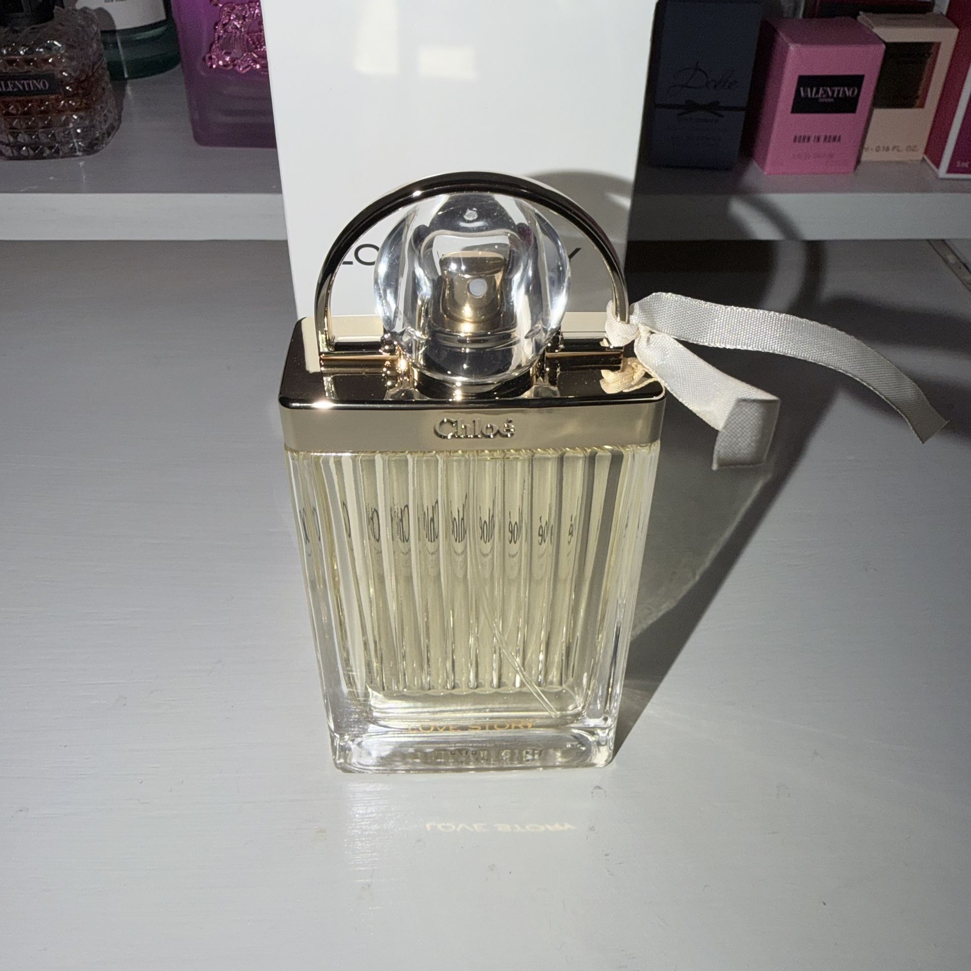 Women Chloe Love Story