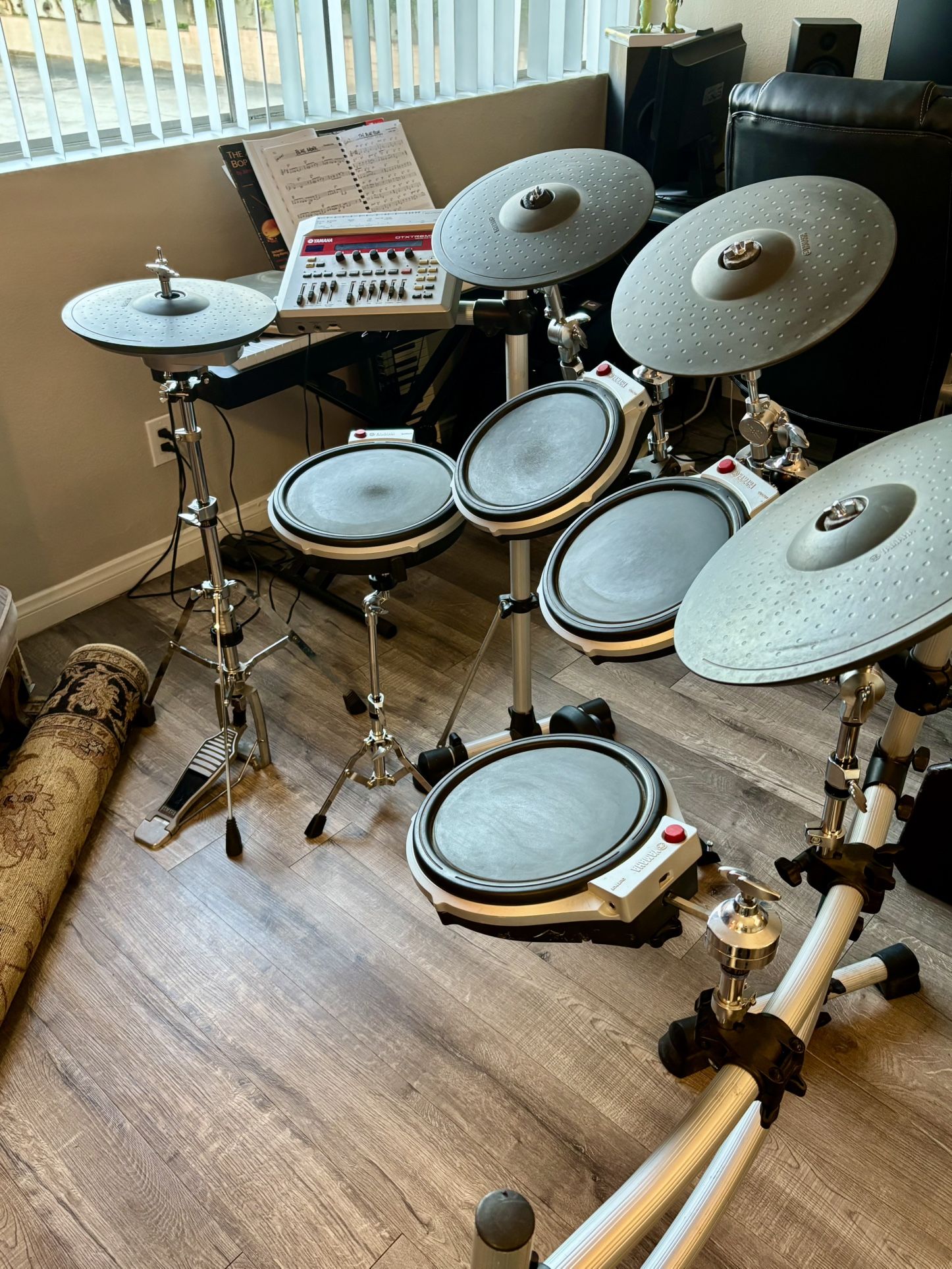 Yamaha DTXTREME IIs Electronic Drum Set