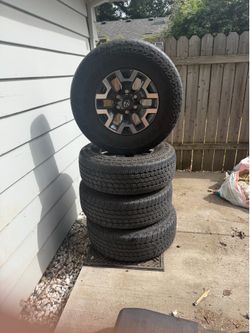 2022 Toyota Tacoma wheels