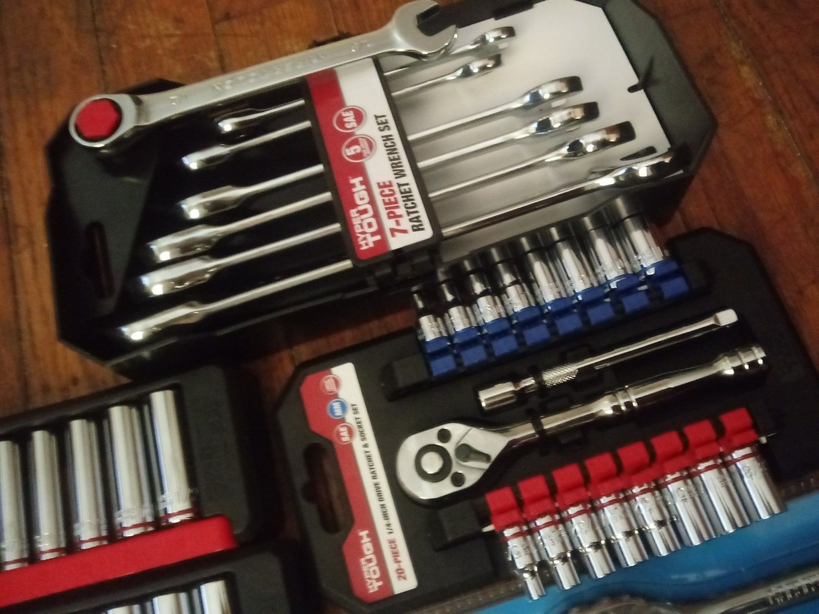 These are brand new Hyper tough and Hart hand tools both have lifetime